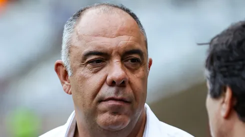 MG - BELO HORIZONTE - 19/10/2023 - BRASILEIRO A 2023, CRUZEIRO X FLAMENGO - Marcos Braz vice presidente do Flamengo durante partida contra o Cruzeiro no estadio Mineirao pelo campeonato Brasileiro A