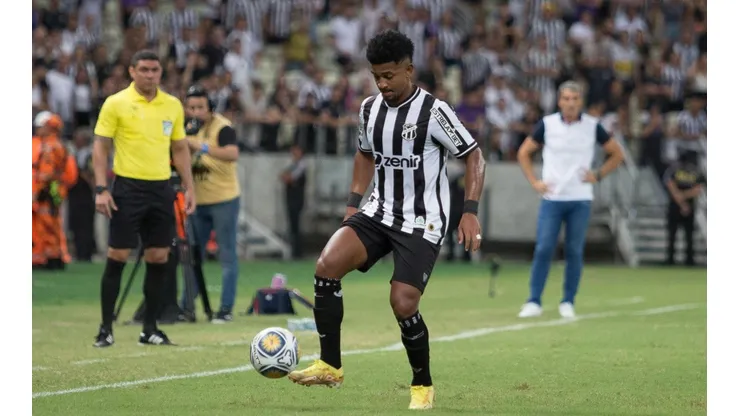 Foto: Divulgação/Ceará SC - Warley passou pelo Coritiba em 2022.