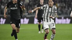 Isabella Bonotto/Anadolu Agency via Getty Images - Maximilian Eggestein e Dí Maria em disputa pelo lance no primeiro jogo das oitavas