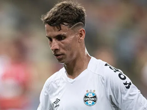 Ferreira na ponta e dois esquemas: Grêmio tem mexida surpresa