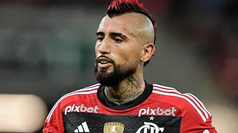 Parça de Vidal pode dar adeus ao Flamengo a qualquer momento