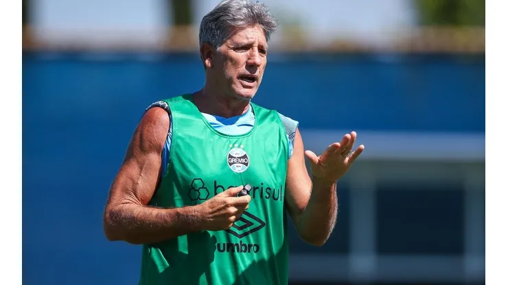Foto: Lucas Uebel/Grêmio/Divulgação - Renato: técnico gostou do futebol do atacante