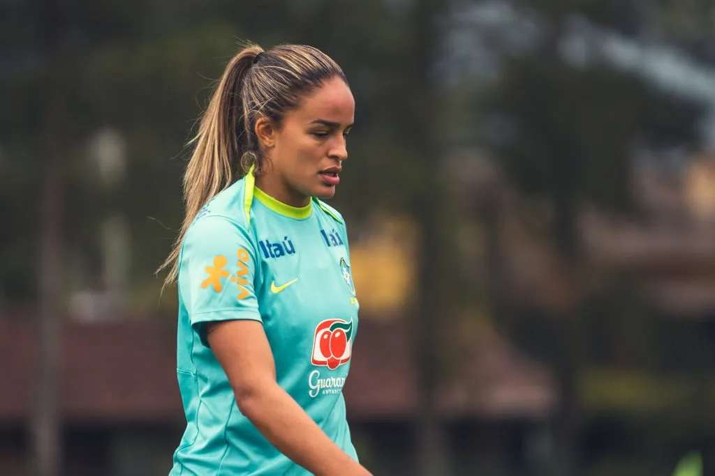 Gabi Nunes em treino da Seleção Brasileira Feminina. Divulgação/Fabio Souza/CBF. 