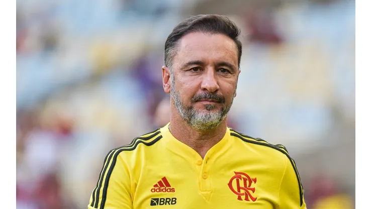 RJ - Rio de Janeiro - 15/01/2023 - CARIOCA 2023, FLAMENGO X PORTUGUESA - Vitor Pereira tecnico do Flamengo durante partida contra o Portuguesa no estadio Maracana pelo campeonato Carioca 2023. Foto: Thiago Ribeiro/AGIF
