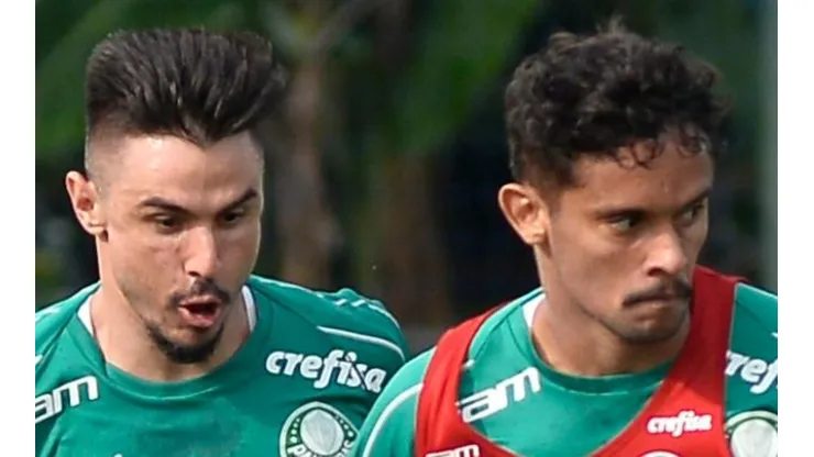 Willian Bigode e Gustavo Scarpa em treino na época de Palmeiras - Foto: Bruno Ulivieri/AGIF