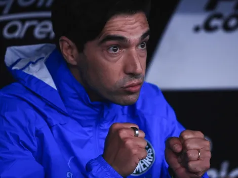 "Para o lugar de Danilo"; Cria da base do Palmeiras celebra oportunidade com Abel Ferreira