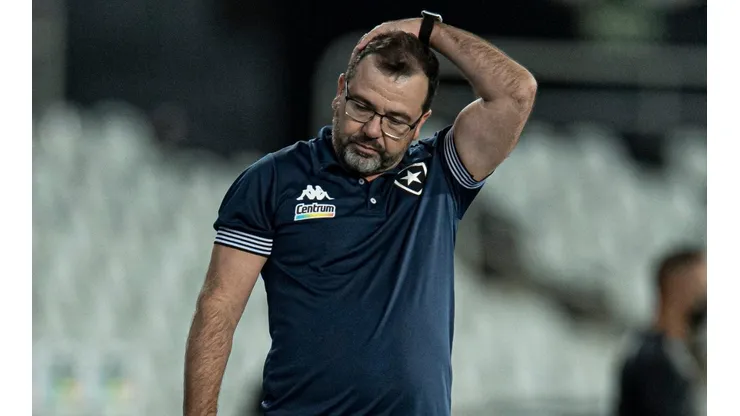 Jorge Rodrigues/AGIF. Enderson Moreira revela mágoa em bastidores do Botafogo