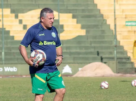 SINCERO! Luizinho Vieira 'esquece' duelo contra o Grêmio e Renato é avisado