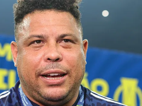 Ronaldo vira foco da torcida em derrota do Cruzeiro