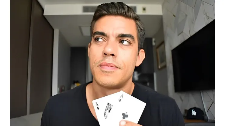 Nathan Williams é um jogador e autor de livros de poker (Foto: Blog Nathan Williams/blackrain79)