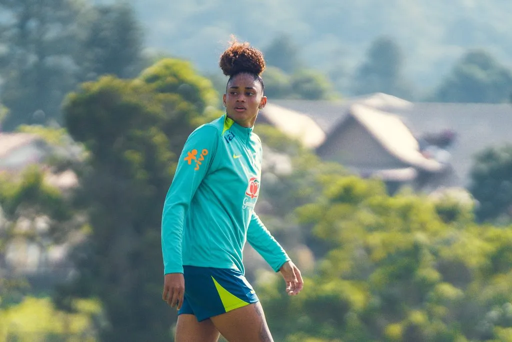 Tarciane em treino da Seleção Brasileira Feminina. Divulgação/Fabio Souza/CBF. 