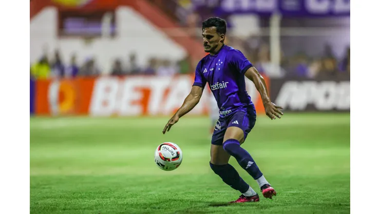 MG - Belo Horizonte - 18/02/2023 - MINEIRO 2023, VILLA NOVA-MG X CRUZEIRO - Kaiki jogador do Cruzeiro durante partida contra o Villa Nova no estadio Castor Cifuentes pelo campeonato Mineiro 2023. Foto: Gilson Junio/AGIF
