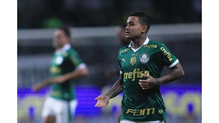 SP - SAO PAULO - 11/07/2024 - BRASILEIRO A 2024, PALMEIRAS X ATLETICO-GO - Dudu jogador do Palmeiras durante partida contra o Atletico-GO no estadio Arena Allianz Parque pelo campeonato Brasileiro A 2024. Foto: Ettore Chiereguini/AGIF