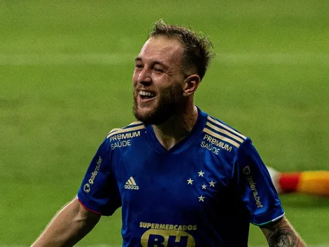 DECIDIU! Guarani e Cruzeiro definem futuro de Bruno José