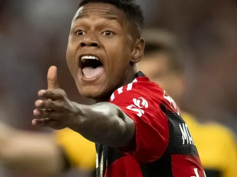 Lenda vascaína não se intimida e é sincera sobre 'roubo' envolvendo Flamengo