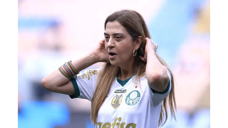 SP - BARUERI - 09/03/2024 - PAULISTA 2024, PALMEIRAS X BOTAFOGO-SP - leila pereira presidente do Palmeiras antes da partida contra o Botafogo-SP no estadio Arena Barueri pelo campeonato Paulista 2024. Foto: Marcello Zambrana/AGIF