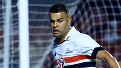 Diretoria do São Paulo corre contra o tempo em busca de substituto