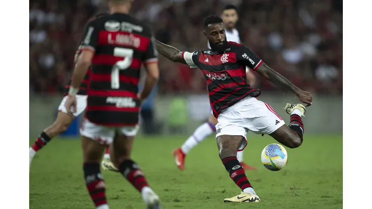 Gerson jogador do Flamengo durante partida. Foto: Jorge Rodrigues/AGIF