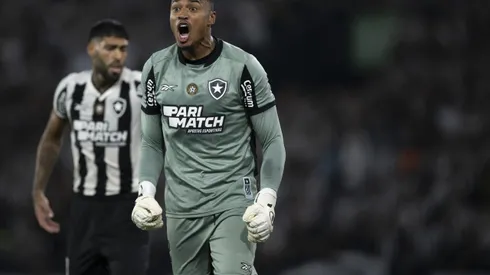 John goleiro do Botafogo durante partida contra o Palmeiras no estadio Engenhão