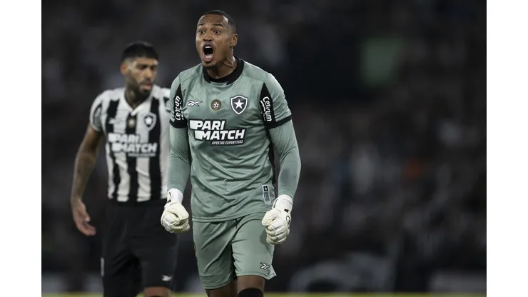 John goleiro do Botafogo durante partida contra o Palmeiras no estadio Engenhão