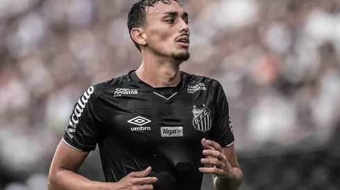 Foto: Ivan Storti/Santos FC - Pituca é o plano A de Rueda para o meio de campo, mas já há alternativas em caso de fracasso