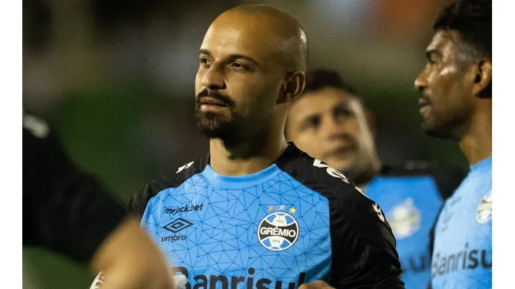 Foto: Diogo Reis/AGIF - Thaciano: futuro do meia no Grêmio foi confirmado
