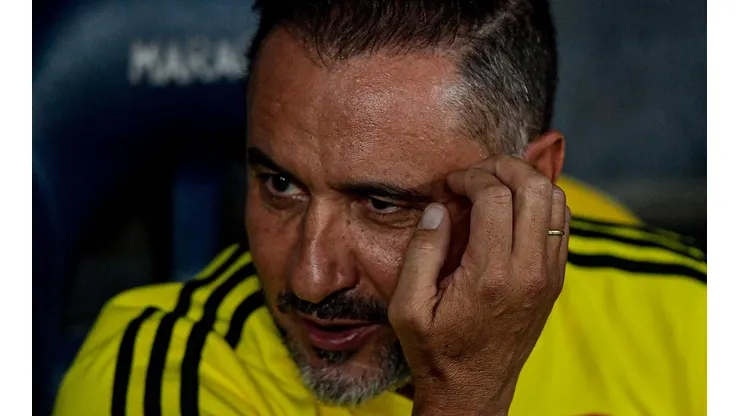 Vítor Pereira recebe comunicado de última hora no Flamengo