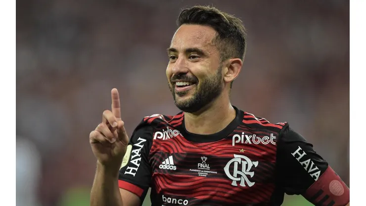 Foto: Thiago Ribeiro/AGIF - Éverton Ribeiro chegou ao Mengão em 2017.