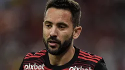 Thiago Ribeiro/AGIF - Éverton Ribeiro no Flamengo.