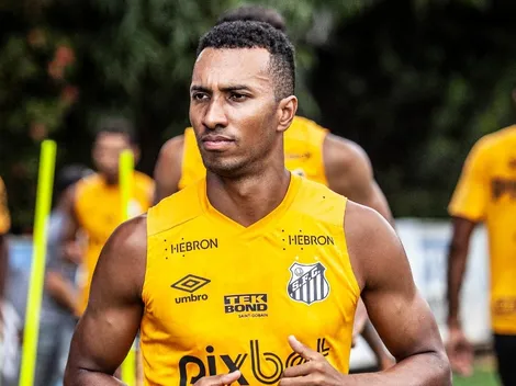 Rueda negocia saída de Lucas Braga com rival do Brasileirão