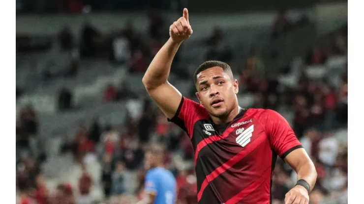 Foto: Robson Mafra/AGIF - Vitor Roque custou cerca de R$25 milhões.
