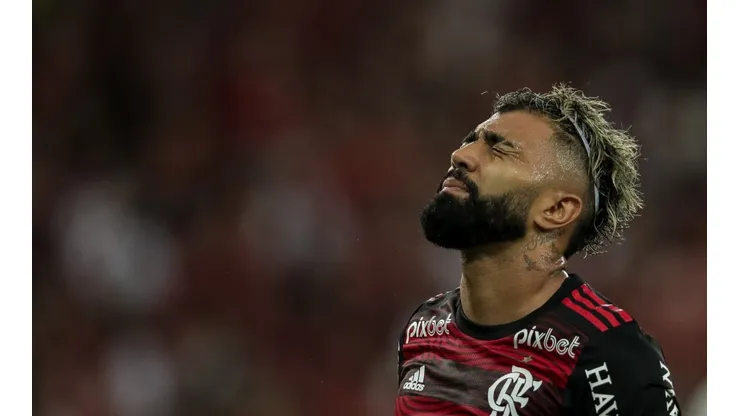 Gabigol com a camisa do Flamengo - Foto: AGIF/AGIF