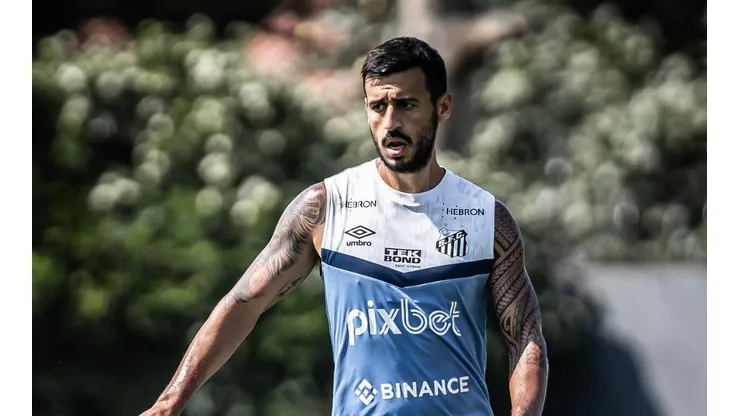 Foto: (Raul Baretta/Santos FC) - Camacho tem contrato com o Santos até o final do ano