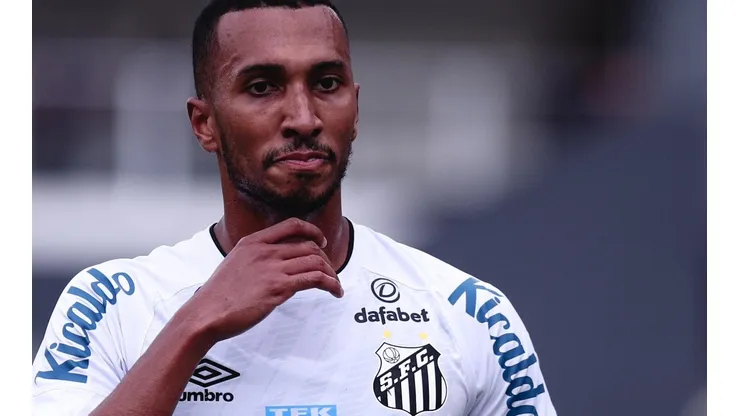 QUENTINHA! Jornalista detalha novo movimento do Vasco por Lucas Braga  