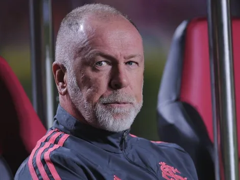 Mano Menezes chama a atenção da torcida com discurso emblemático antes da semifinal