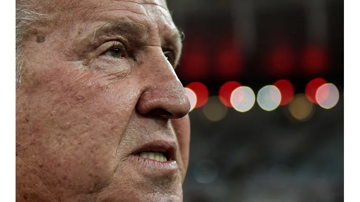 Foto: Thiago Ribeiro/AGIF - Zico não aliviou sobre saída polêmica de Dorival no fim de 2022
