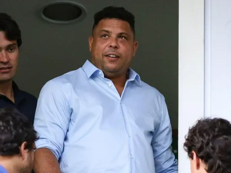 “Estão pegando no pé do Ronaldo”; Fenômeno é citado e defendido por apresentador