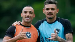 Foto: (Vitor Silva/Botafogo) - Marçal e Tiquinho Soares foram notícia no Botafogo nesta sexta (24)