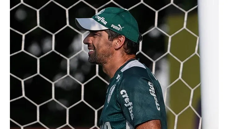 Foto: (Cesar Greco/Palmeiras) - Abel Ferreira deve ganhar um reforço no Palmeiras em breve