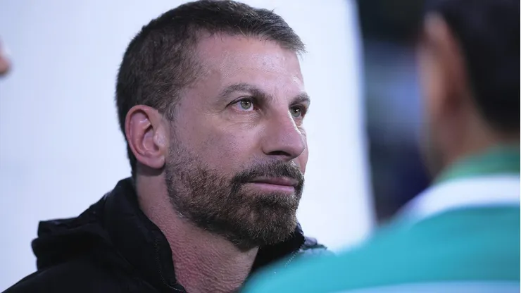Pedrinho vai definindo situações no Vasco.