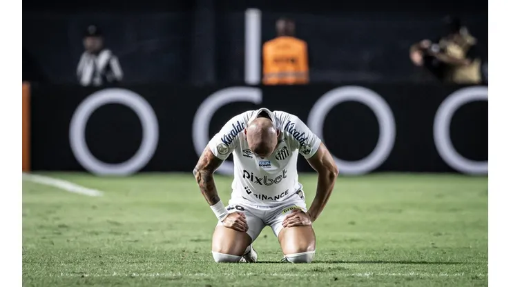Foto: Raul Baretta/AGIF - Maicon é desfalque do Santos para a partida contra o Avaí