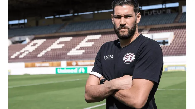 Tiago Pavini/ Ferroviária SA. Gabriel Gasparotto tem contrato próximo do fim na AFE