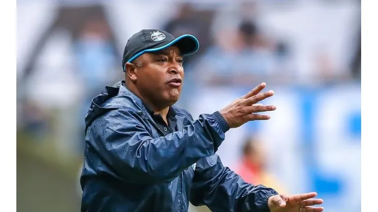Roger Machado aponta ‘culpado’ por desempenho abaixo do Grêmio