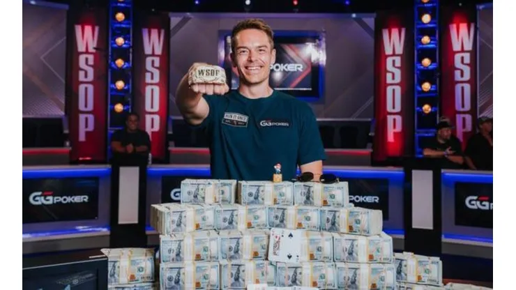 Espen Jorstad é o novo campeão mundial de poker (Foto: Hayley Hochstetler/PokerNews)