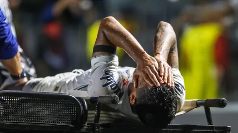 Lesão de Aderlan fez Santos se precaver quanto a substituto no mercado