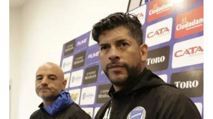 "4 milhões de dólares"; Botafogo se aproxima de anunciar  pupilo de Sergio Gómez