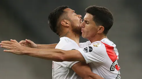 Paulo Díaz (à esquerda) foi consultado por dirigentes do Corinthians