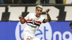 Ferreira em ação contra o Galo. Foto: Rubens Chiri/Saopaulofc.net