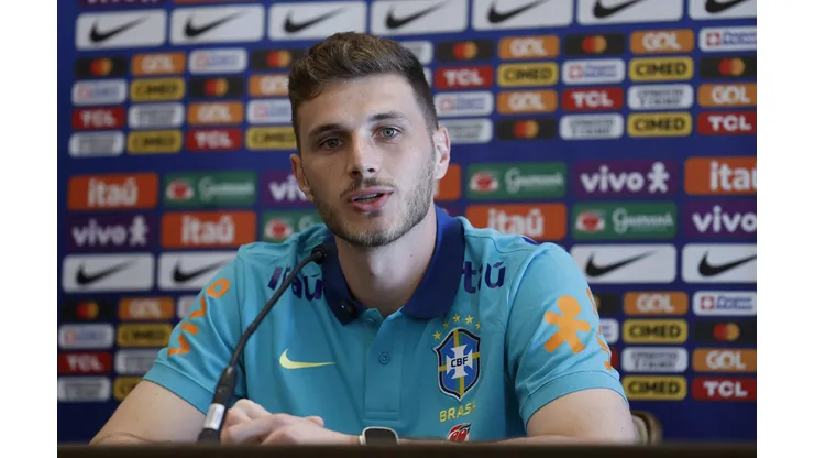 Seleção Brasileira conta com Bento mesmo após venda para Arábia 