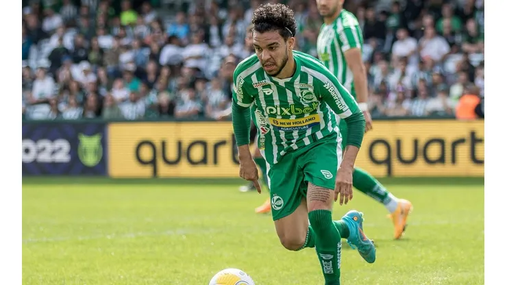 Foto: Robson Mafra/AGIF - Moraes oscilou muito ao longo do Brasileirão.